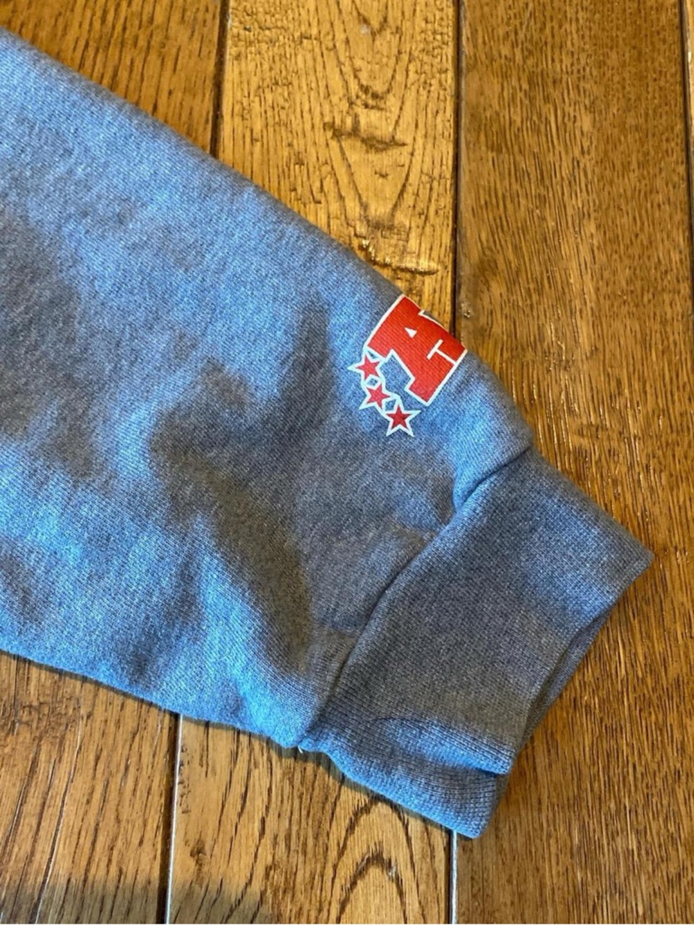 New England Patriots Helmet Retro Mitchell & Ness Hoodie, L - Picture 3 of 8